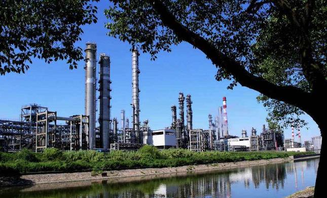 石油化工企業(yè)電氣焊班組的HSE管理體系建設淺述