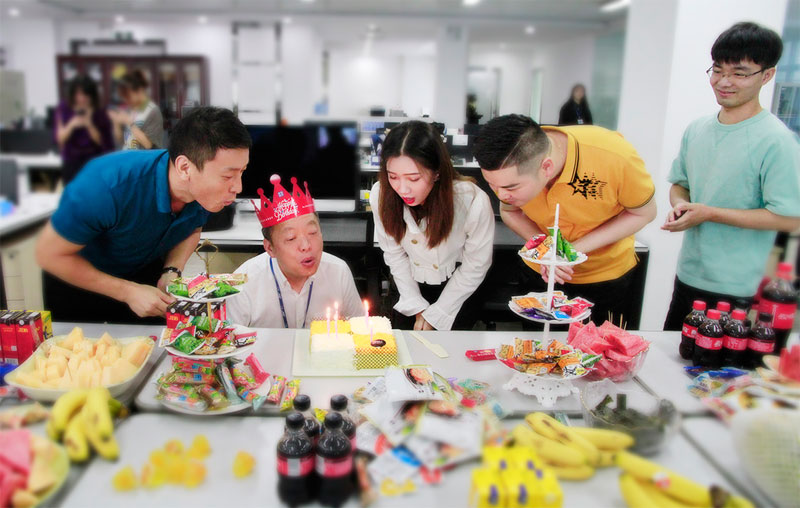 賽為8月員工生日會，奮斗不止，創(chuàng)新不止！